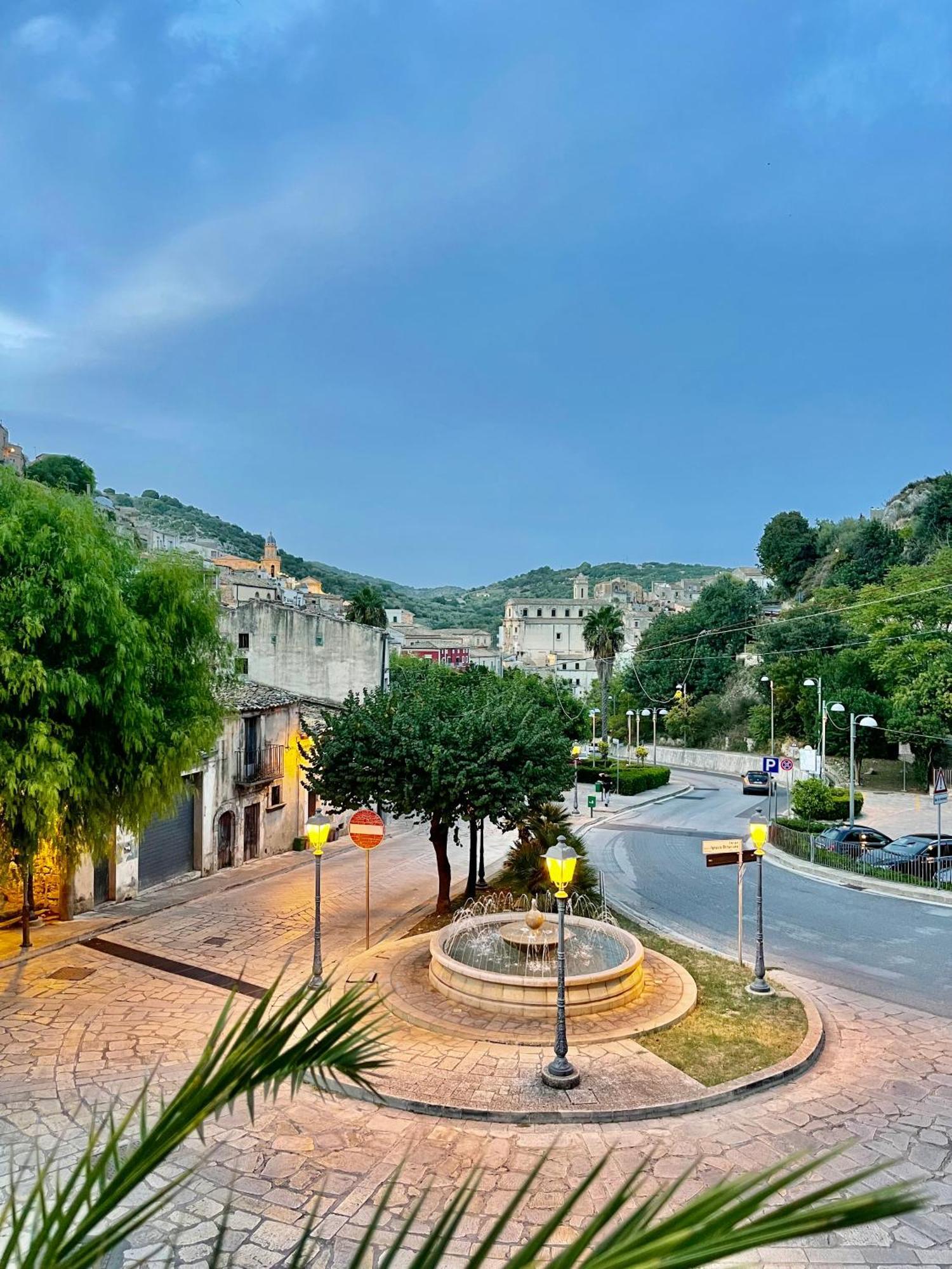 Moronero Hotel Ragusa Bagian luar foto