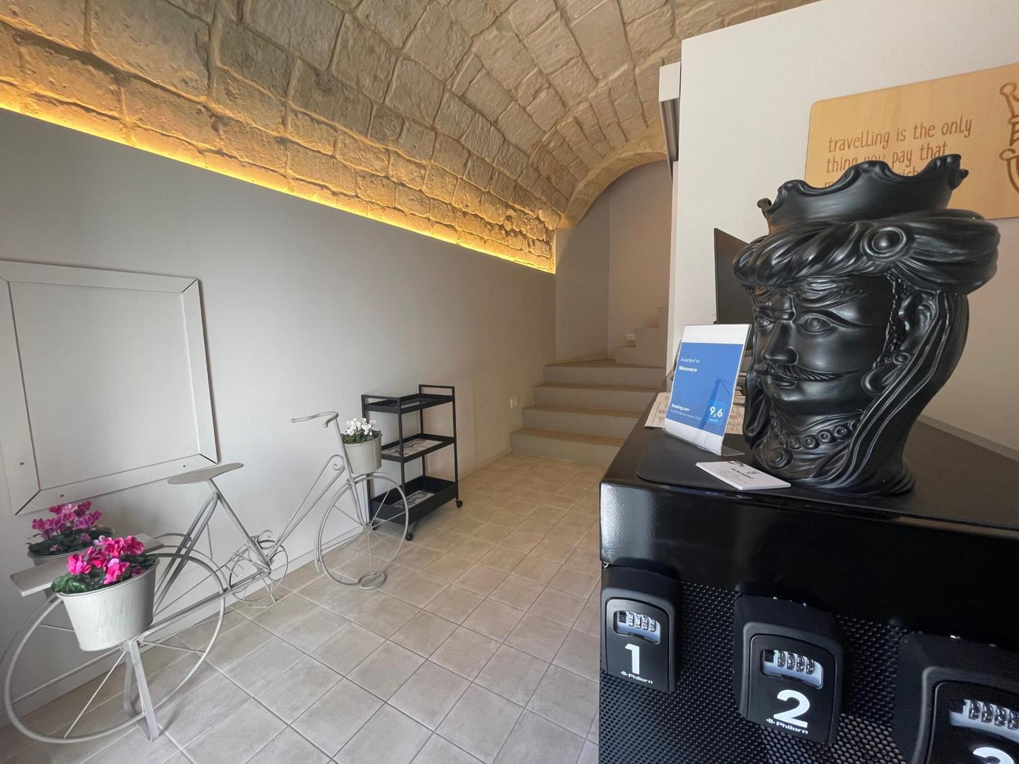 Moronero Hotel Ragusa Bagian luar foto