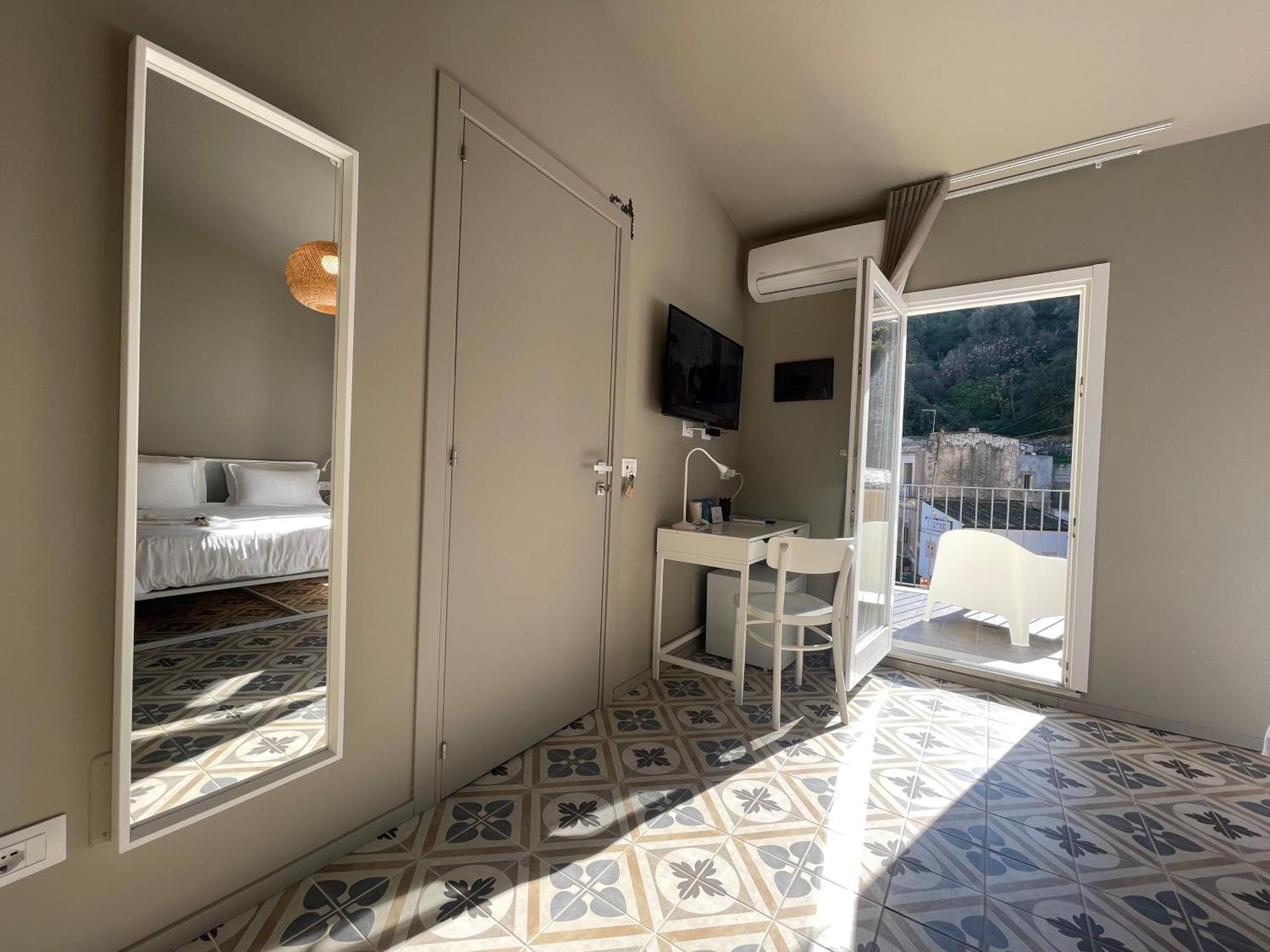 Moronero Hotel Ragusa Bagian luar foto